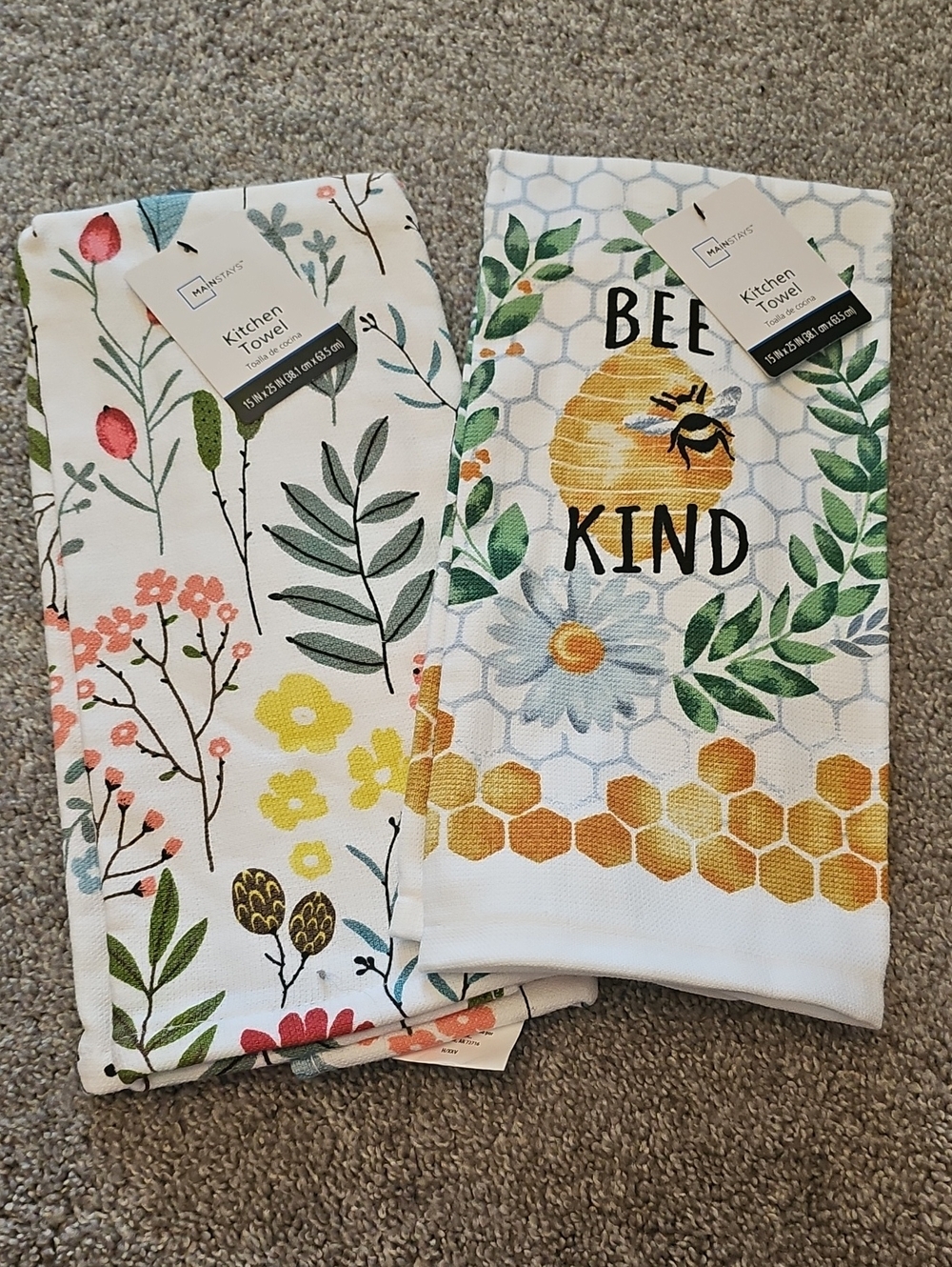 J2🔹️Mainstays Floral and Bee Kind Kitchen Towels